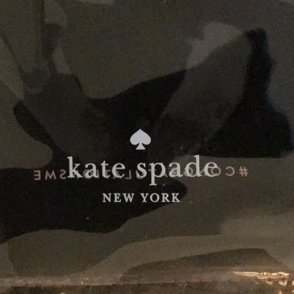 Kate Spade Tote - Picture 14 of 14
